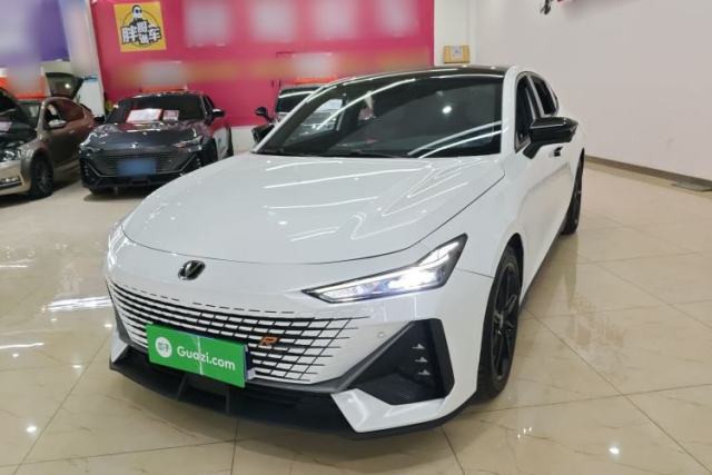 Used CHANGAN UNI-V 2022 1.5T Prestige Version
