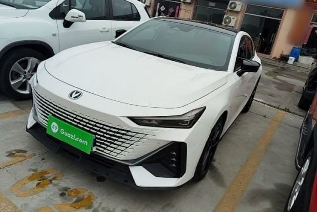 Used CHANGAN UNI-V 2022 1.5T Smart Navigation Version