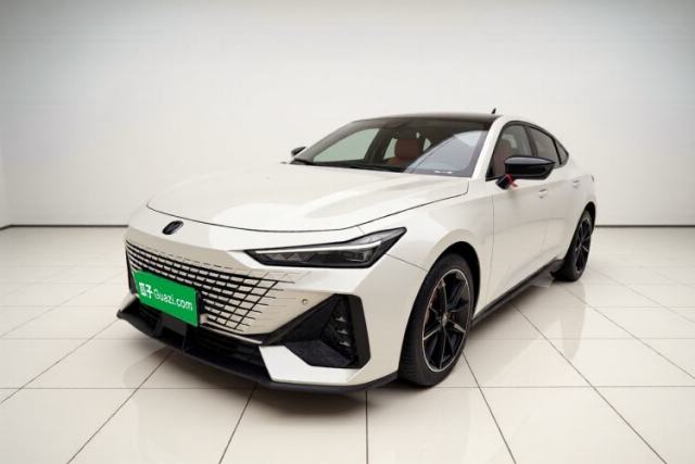 Used CHANGAN UNI-V 2022 1.5T Prestige Version
