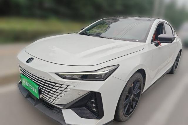 Used CHANGAN UNI-V 2022 1.5T Prestige Version