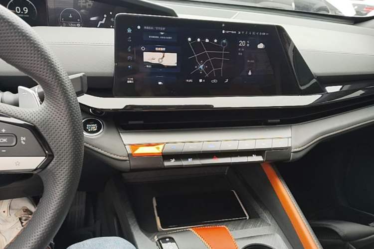 Used CHANGAN UNI-V 2022 1.5T Smart Navigation Version Audio And AC Panel