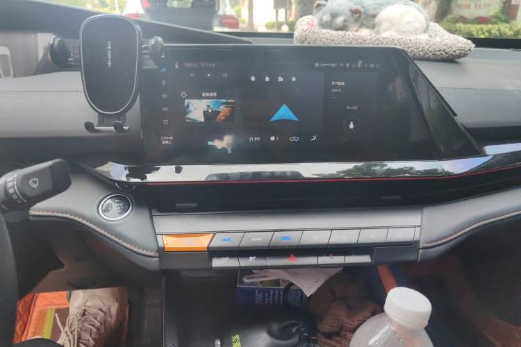 Used CHANGAN UNI-V 2022 1.5T Prestige Version Audio And AC Panel