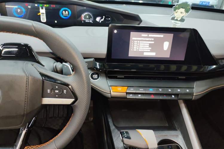 Used CHANGAN UNI-V 2022 1.5T Smart Navigation Version Audio And AC Panel