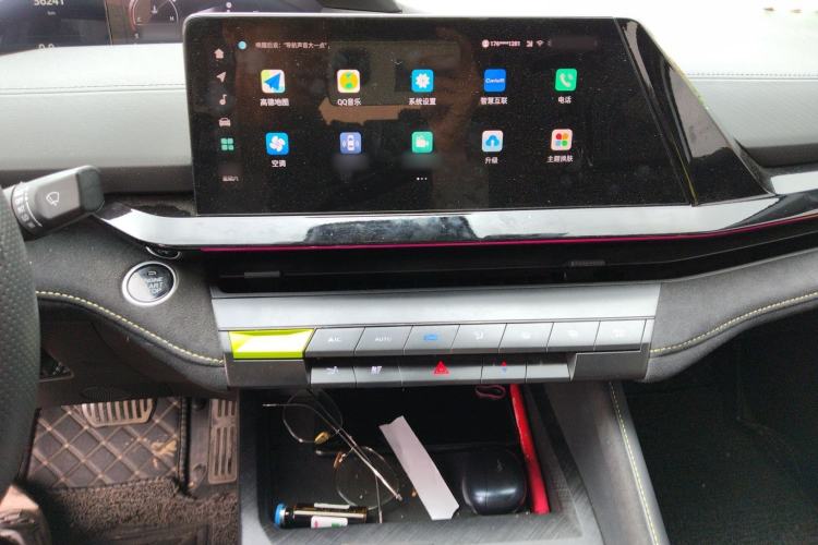 Used CHANGAN UNI-V 2022 1.5T Sport Edition Audio And AC Panel