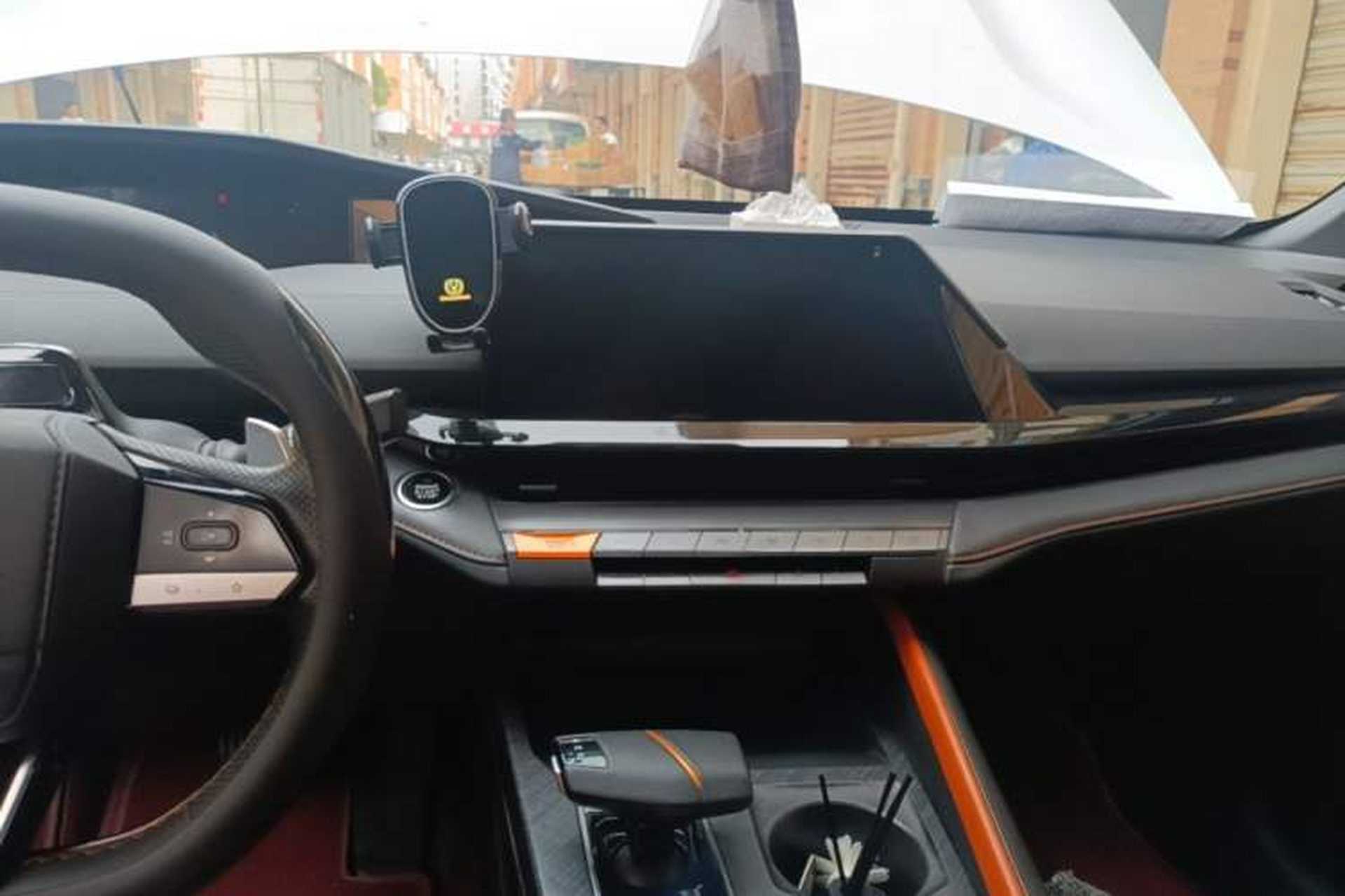 Used CHANGAN UNI-V 2022 1.5T Prestige Version Audio And AC Panel