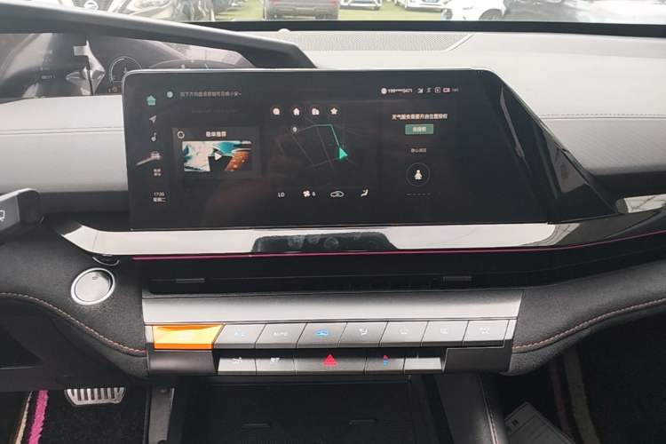 Used CHANGAN UNI-V 2022 1.5T Sport Edition Audio And AC Panel
