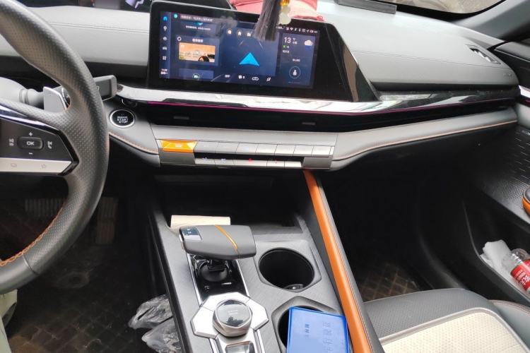 Used CHANGAN UNI-V 2022 1.5T Prestige Version Audio And AC Panel
