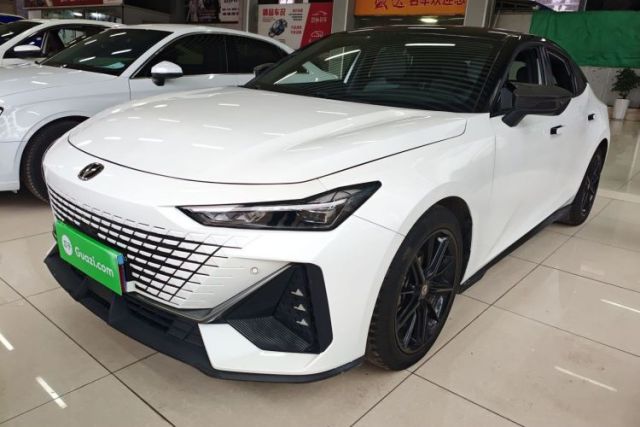 Used CHANGAN UNI-V 2022 1.5T Excellence Model