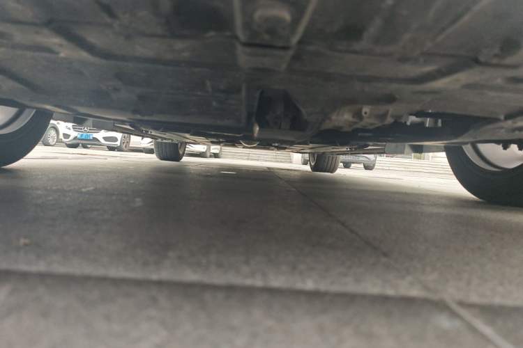 Used CHANGAN UNI-V 2022 1.5T Sport Edition Chassis Front