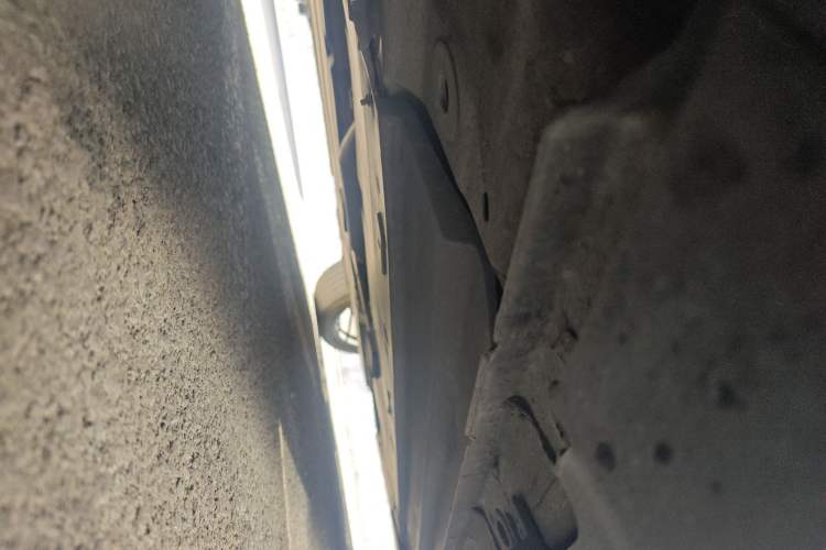 Used CHANGAN UNI-V 2022 1.5T Prestige Version Chassis Front Left