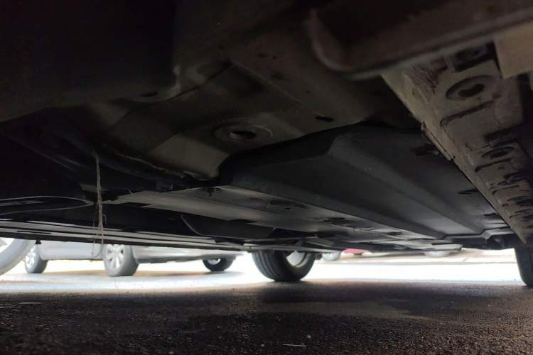 Used CHANGAN UNI-V 2022 1.5T Prestige Version Chassis Front Left