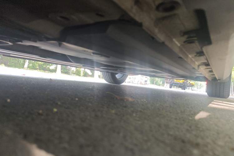 Used CHANGAN UNI-V 2022 1.5T Prestige Version Chassis Front Left