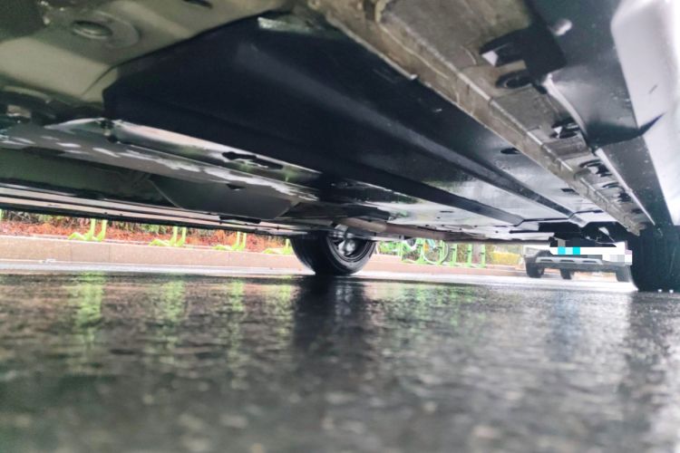 Used CHANGAN UNI-V 2022 1.5T Prestige Version Chassis Front Left
