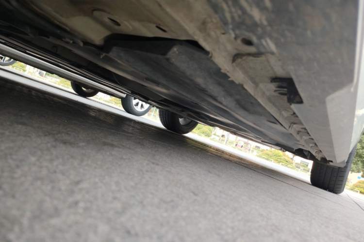 Used CHANGAN UNI-V 2022 1.5T Prestige Version Chassis Front Left