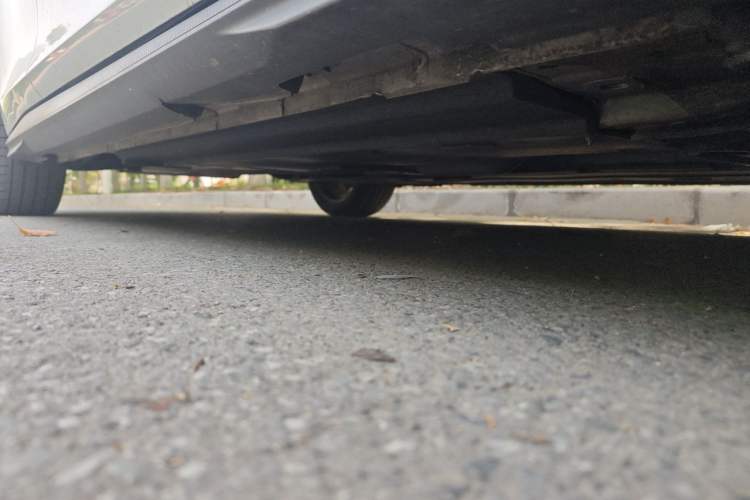 Used CHANGAN UNI-V 2022 1.5T Prestige Version Chassis Front Right