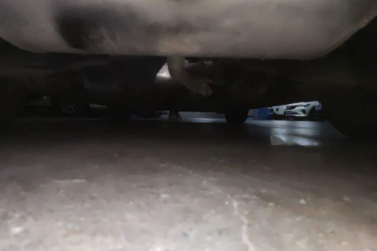 Used CHANGAN UNI-V 2022 1.5T Prestige Version Chassis Rear