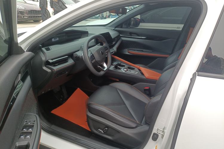 Used CHANGAN UNI-V 2022 1.5T Prestige Version Driver Seat
