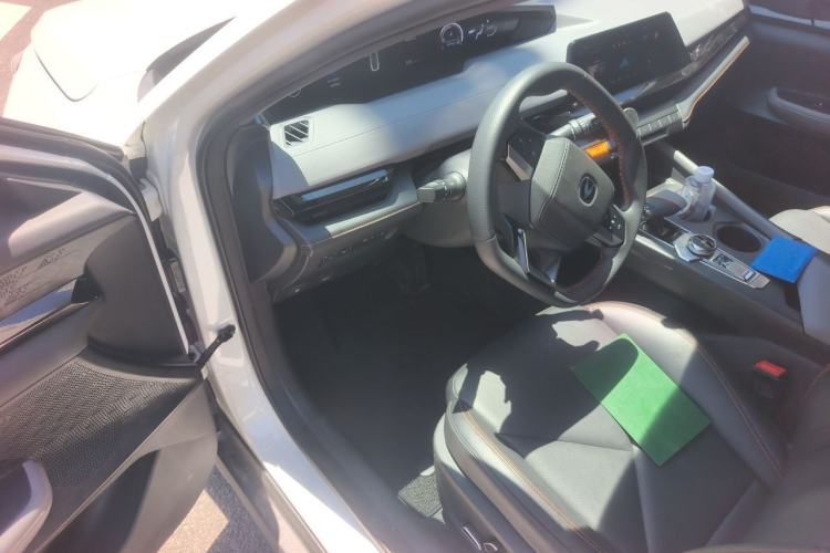 Used CHANGAN UNI-V 2022 1.5T Prestige Version Driver Seat