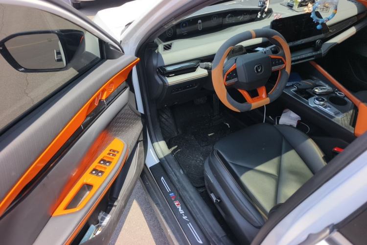 Used CHANGAN UNI-V 2022 1.5T Prestige Version Driver Seat