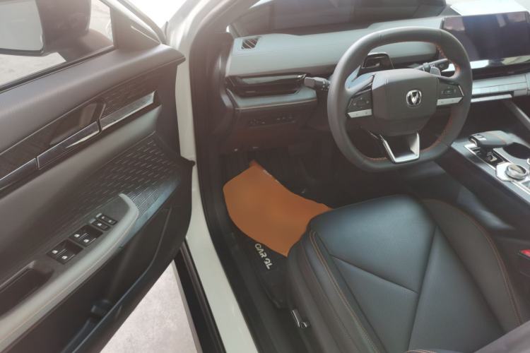 Used CHANGAN UNI-V 2022 1.5T Prestige Version Driver Seat