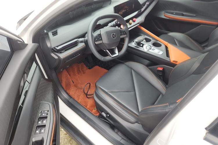 Used CHANGAN UNI-V 2022 1.5T Prestige Version Driver Seat