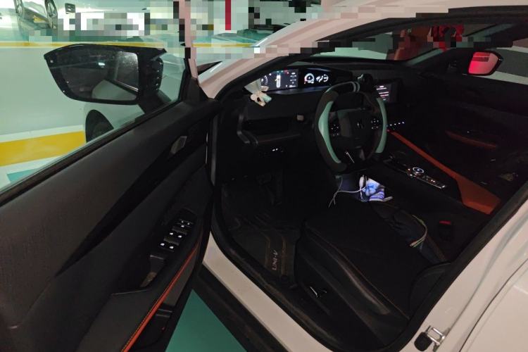 Used CHANGAN UNI-V 2022 1.5T Prestige Version Driver Seat
