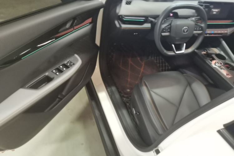Used CHANGAN UNI-V 2022 1.5T Prestige Version Driver Seat