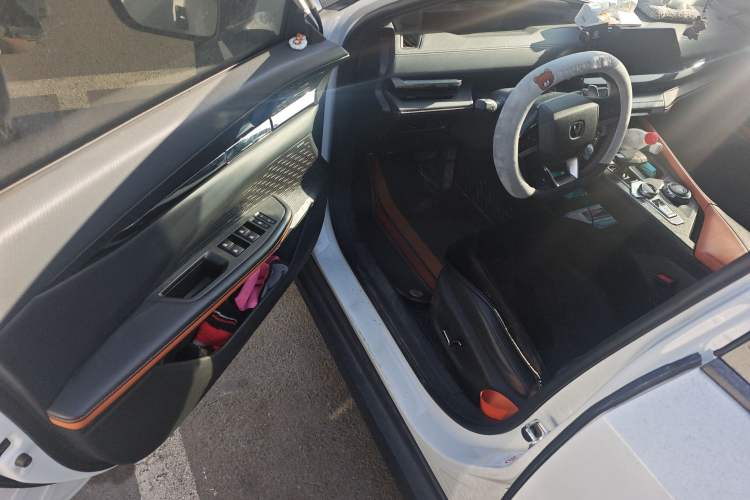 Used CHANGAN UNI-V 2022 1.5T Prestige Version Driver Seat