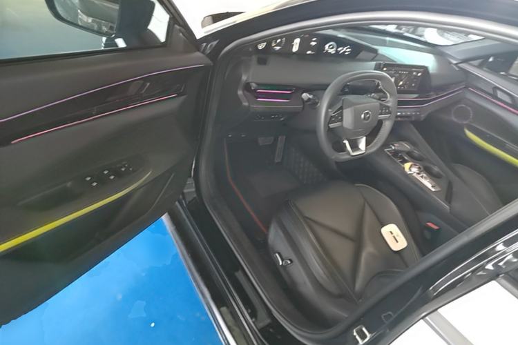 Used CHANGAN UNI-V 2022 1.5T Sport Edition Driver Seat