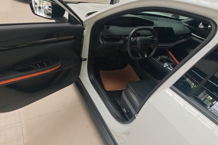 Used CHANGAN UNI-V 2022 1.5T Prestige Version Driver Seat