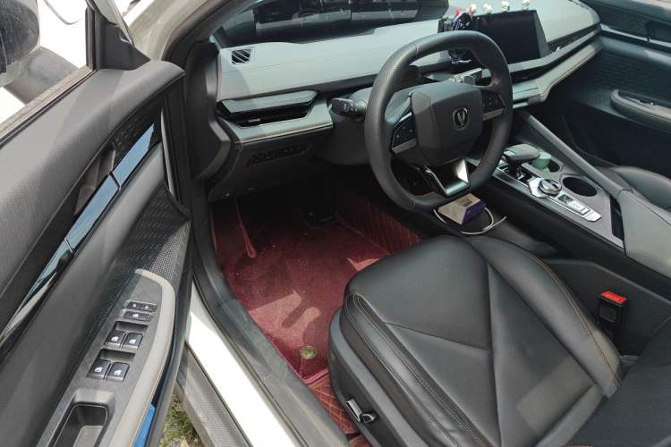 Used CHANGAN UNI-V 2022 1.5T Prestige Version Driver Seat
