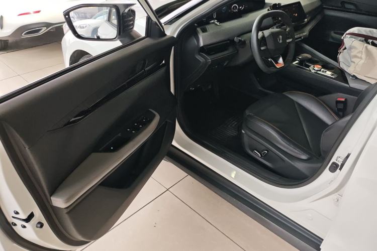 Used CHANGAN UNI-V 2022 1.5T Excellence Model Driver Seat