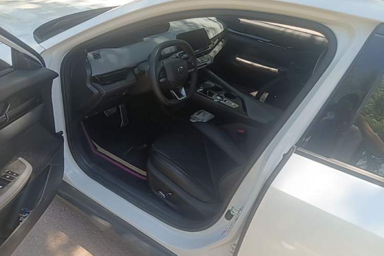 Used CHANGAN UNI-V 2022 1.5T Prestige Version Driver Seat