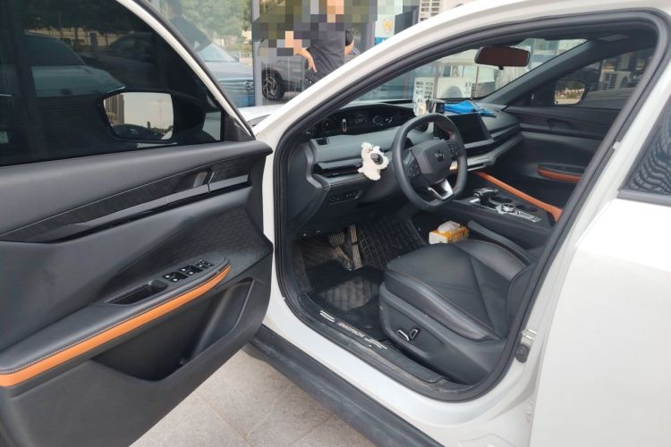 Used CHANGAN UNI-V 2022 1.5T Prestige Version Driver Seat