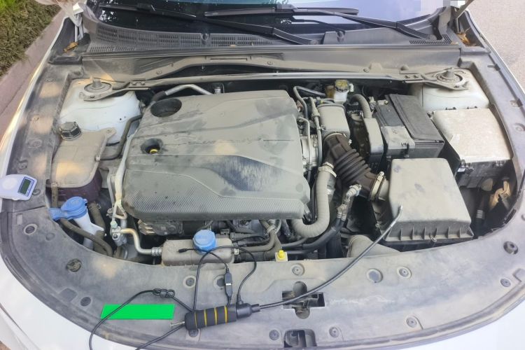 Used CHANGAN UNI-V 2022 1.5T Prestige Version Engine Bay