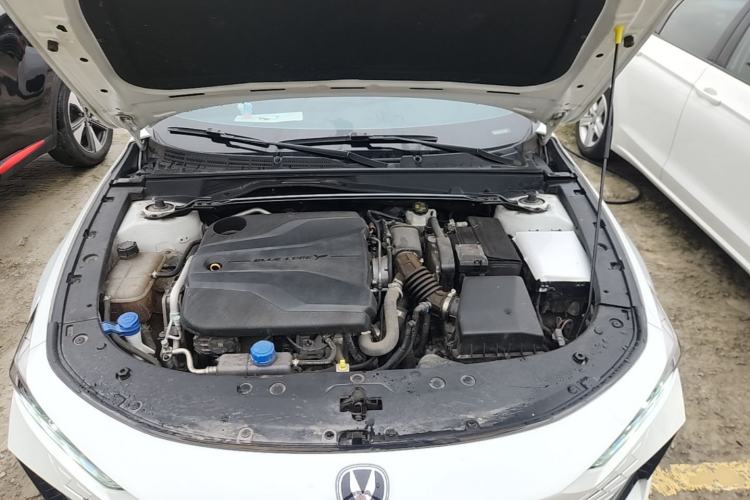 Used CHANGAN UNI-V 2022 1.5T Prestige Version Engine Bay