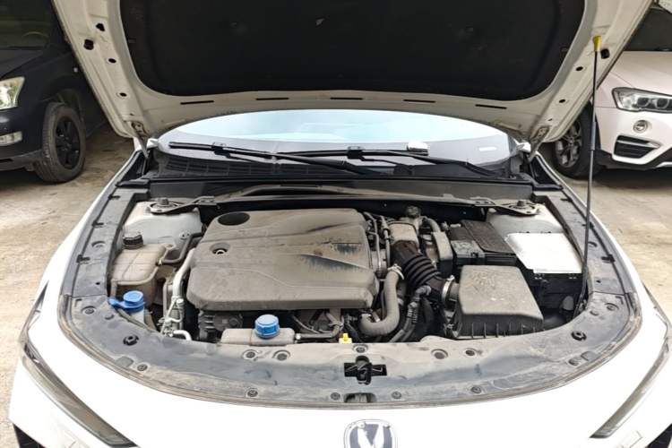 Used CHANGAN UNI-V 2022 1.5T Excellence Model Engine Bay