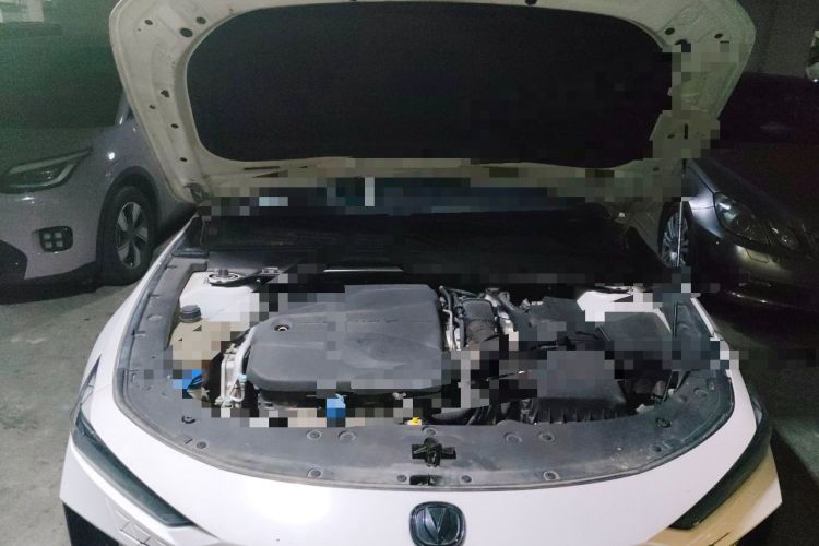 Used CHANGAN UNI-V 2022 1.5T Sport Edition Engine Bay