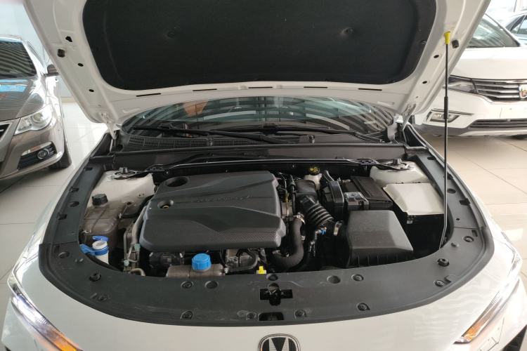 Used CHANGAN UNI-V 2022 1.5T Prestige Version Engine Bay
