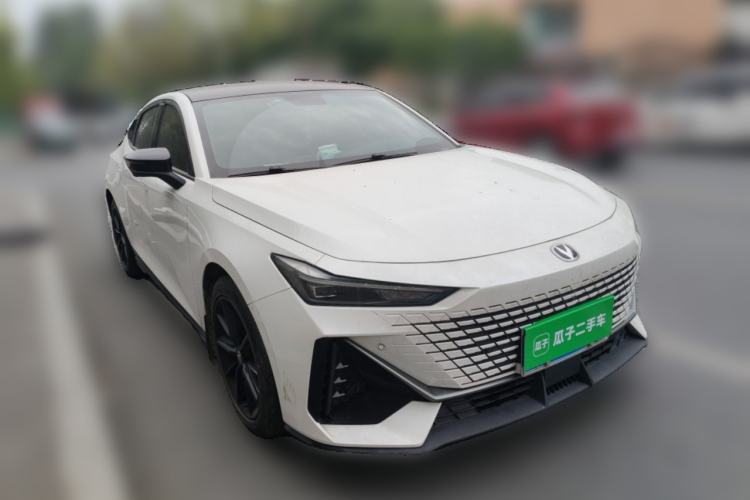 Used CHANGAN UNI-V 2022 1.5T Prestige Version Exterior 1