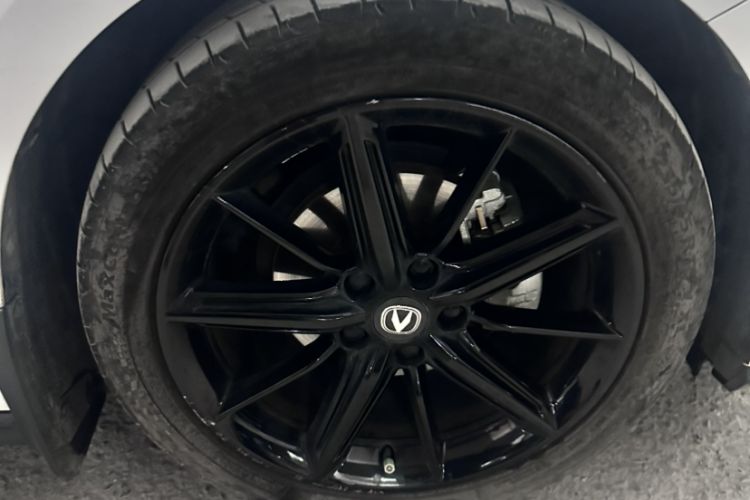 Used CHANGAN UNI-V 2022 1.5T Prestige Version Exterior 1