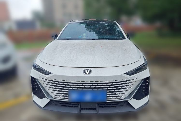 Used CHANGAN UNI-V 2022 1.5T Prestige Version Exterior 1