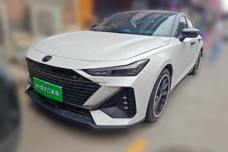 Used CHANGAN UNI-V 2022 1.5T Prestige Version Exterior 1