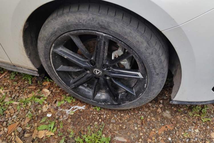 Used CHANGAN UNI-V 2022 1.5T Prestige Version Exterior 1