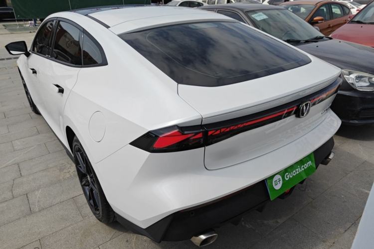 Used CHANGAN UNI-V 2022 1.5T Prestige Version Exterior 2