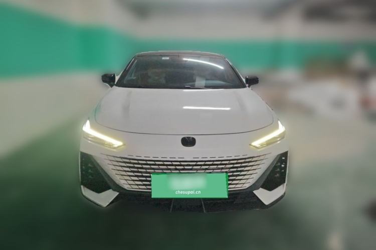 Used CHANGAN UNI-V 2022 1.5T Prestige Version Exterior 2
