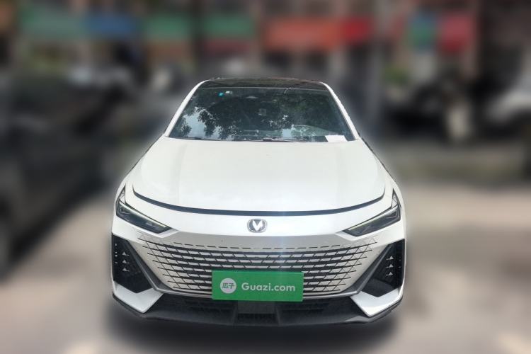 Used CHANGAN UNI-V 2022 1.5T Prestige Version Front