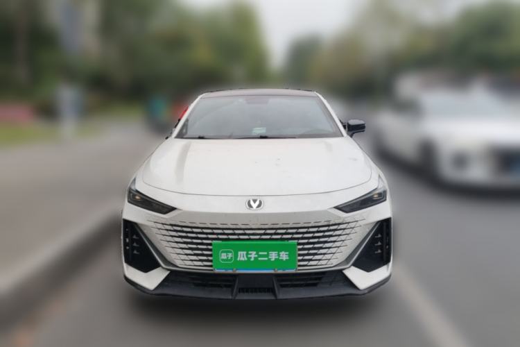 Used CHANGAN UNI-V 2022 1.5T Prestige Version Front