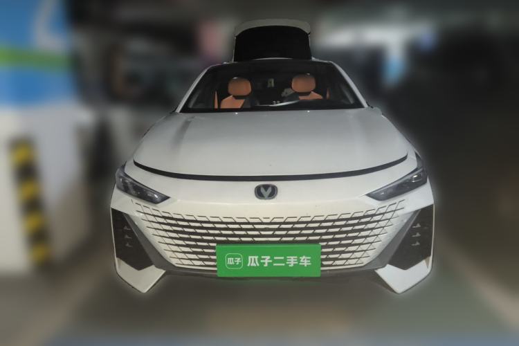 Used CHANGAN UNI-V 2022 1.5T Prestige Version Front