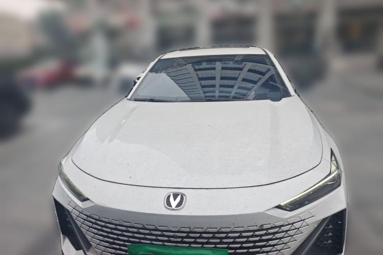 Used CHANGAN UNI-V 2022 1.5T Sport Edition Front